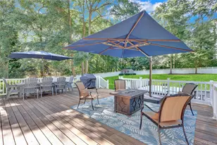 5 Robin Ln, Huntington, NY 11743 - Photo 29