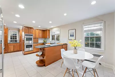 24 Olmsted Road, Scarsdale, NY 10583 - Photo 9