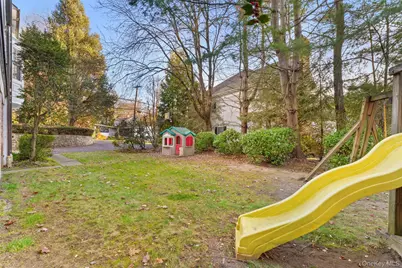 24 Olmsted Road, Scarsdale, NY 10583 - Photo 33