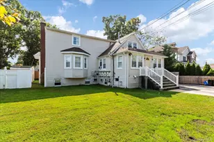 8 Garfield Ave, Farmingdale, NY 11735 - Photo 15