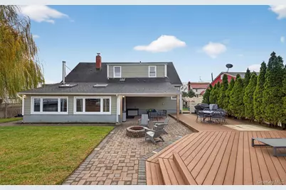 54 W 2nd Street, Freeport, NY 11520 - Photo 45