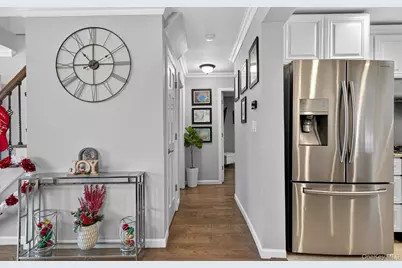 54 W 2nd Street, Freeport, NY 11520 - Photo 7