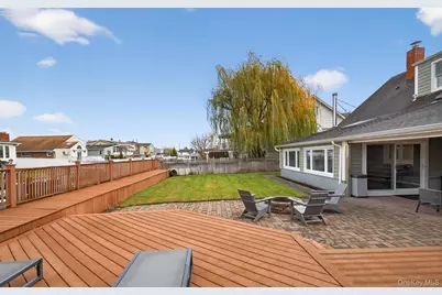 54 W 2nd Street, Freeport, NY 11520 - Photo 43