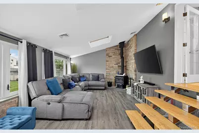 54 W 2nd Street, Freeport, NY 11520 - Photo 17