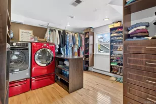 54 W 2nd St, Freeport, NY 11520 - Photo 37