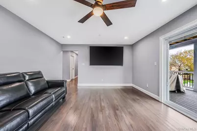 449 Nassau Avenue, Freeport, NY 11520 - Photo 27