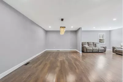 449 Nassau Avenue, Freeport, NY 11520 - Photo 19