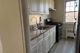 196 Underhill Ave, Harrison, NY 10604 - Photo 11