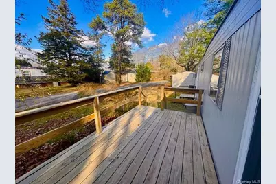 620 Montauk Highway #33, Westhampton Beach, NY 11791 - Photo 3