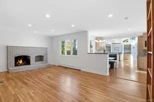 6 Vingut Ln, Setauket, NY 11733 - Photo 9