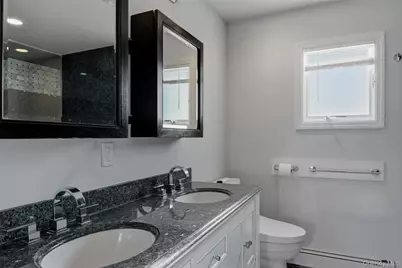 6 Vingut Lane, Setauket, NY 11733 - Photo 23