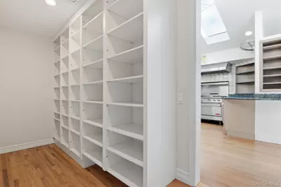 6 Vingut Lane, Setauket, NY 11733 - Photo 17