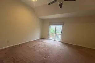 1 Spring Pond Dr, Ossining, NY 10562 - Photo 11