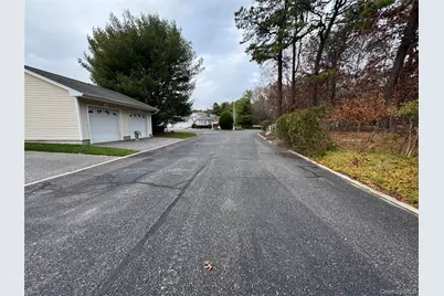 104 Aerie Way, East Quogue, NY 11942 - Photo 31