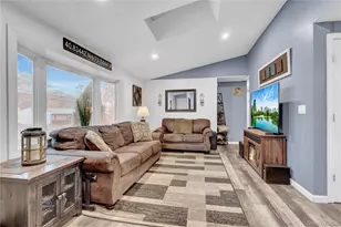 27 Kirby Ln, Ronkonkoma, NY 11779 - Photo 7