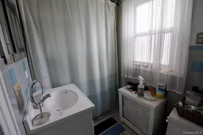 21819 139th Avenue, Springfield Gardens, NY 11413 - Photo 19