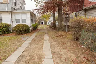 218-19 139th Ave, Springfield Gardens, NY 11413 - Photo 3