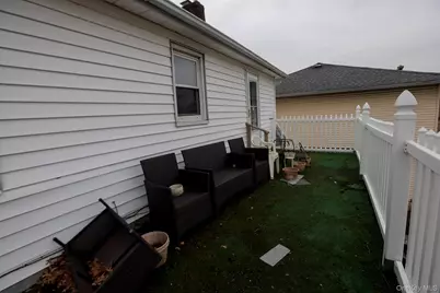 21819 139th Avenue, Springfield Gardens, NY 11413 - Photo 27