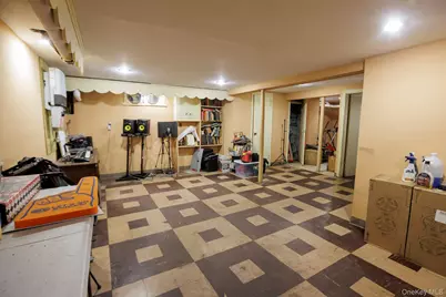 21819 139th Avenue, Springfield Gardens, NY 11413 - Photo 21