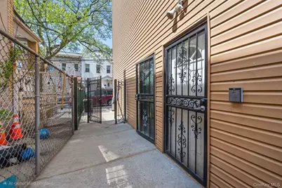 425 Barbey Street, Brooklyn, NY 11207 - Photo 29