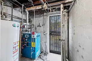 68-36 Groton St, Forest Hills, NY 11375 - Photo 29