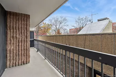 150-38 Union Turnpike #1R, Kew Gardens, NY 11367 - Photo 5