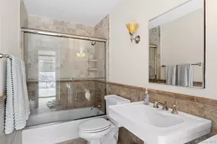 26 Woodland Way, Quogue, NY 11959 - Photo 17