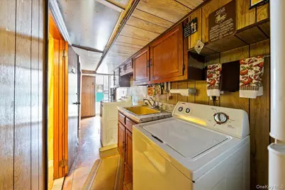 3340 Wilson Avenue, Bronx, NY 10469 - Photo 25