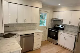 36 Dunes Ln, Port Washington, NY 11050 - Photo 7