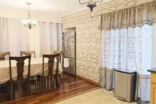 48-37 192nd St, Fresh Meadows, NY 11365 - Photo 7