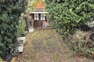 48-37 192nd St, Fresh Meadows, NY 11365 - Photo 15