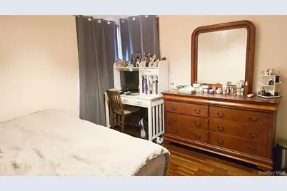 48-37 192nd Street, Fresh Meadows, NY 11365 - Photo 9