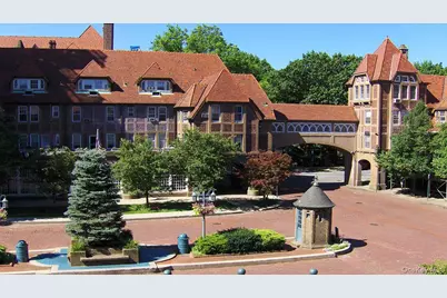 150 Burns Street #2D, Forest Hills, NY 11375 - Photo 29