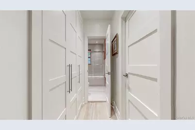 150 Burns Street #2D, Forest Hills, NY 11375 - Photo 19