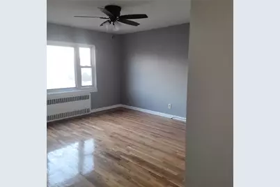 11924 203rd Street, Saint Albans, NY 11412 - Photo 15