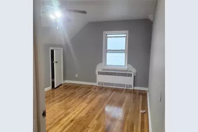 11924 203rd Street, Saint Albans, NY 11412 - Photo 5