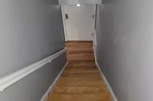 119-24 203rd St, Saint Albans, NY 11412 - Photo 11