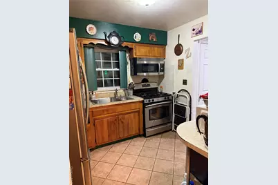13639 220th Place, Springfield Gardens, NY 11413 - Photo 5