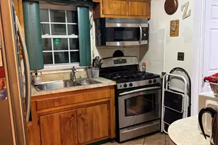 136-39 220th Pl, Springfield Gardens, NY 11413 - Photo 5