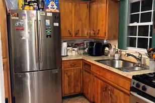 136-39 220th Pl, Springfield Gardens, NY 11413 - Photo 7