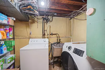 11 Fordham Drive, Plainview, NY 11803 - Photo 35