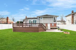 11 Fordham Dr, Plainview, NY 11803 - Photo 5