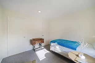 11 Fordham Dr, Plainview, NY 11803 - Photo 33