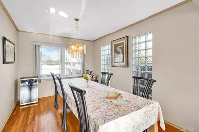 11 Fordham Drive, Plainview, NY 11803 - Photo 19