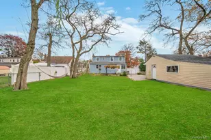 626 Winthrop Dr, Uniondale, NY 11553 - Photo 7