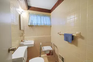 31 Cabin Ln, East Setauket, NY 11733 - Photo 13