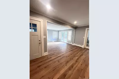 24 Arnold Avenue, West Babylon, NY 11704 - Photo 3