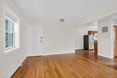 110-12 64 Road #40B, Forest Hills, NY 11375 - Photo 5
