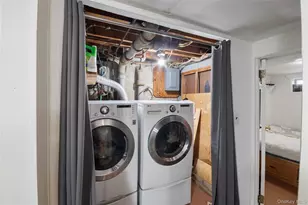 277 Horseblock Road, Farmingville, NY 11738 - Photo 23