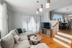 277 Horseblock Road, Farmingville, NY 11738 - Photo 9